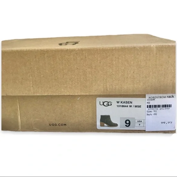 NEW! UGGS bootie boots shoes - Picture 6 of 9